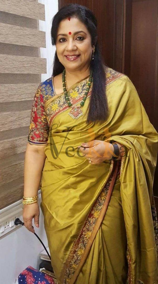 Cash payment bhabhi aunty college girls housewife hotel service home service 